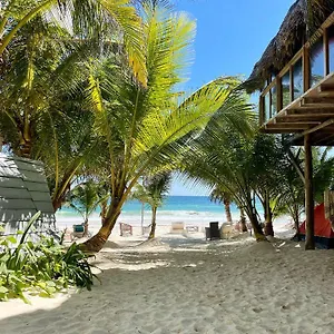 https://camping-chavez.quintano-roohotels.com